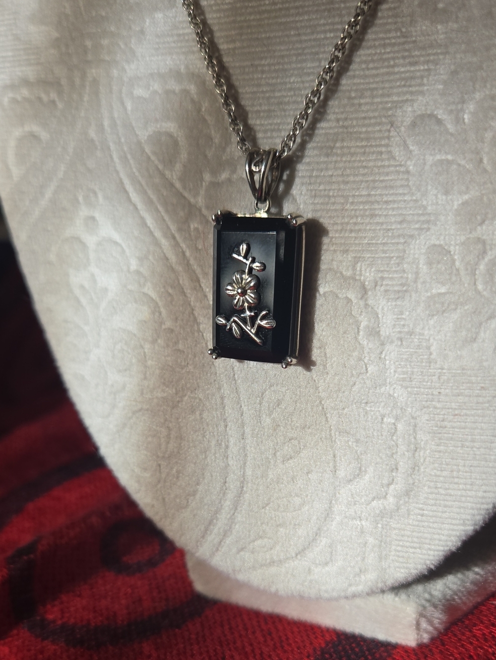Vintage rectangular black Onyx Pendant, Sterling floral overlay with 18" Chain